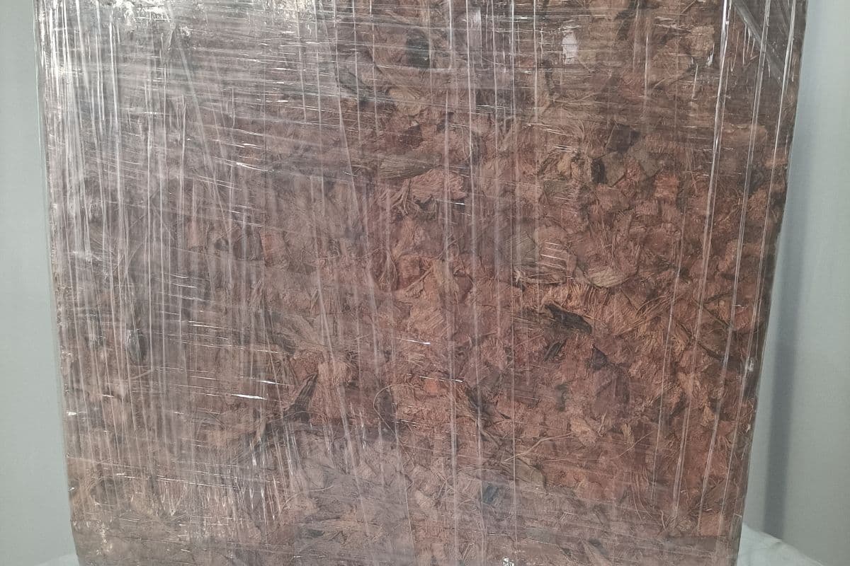 coconut-chips-blocks-packed-with-wrapper.jpg