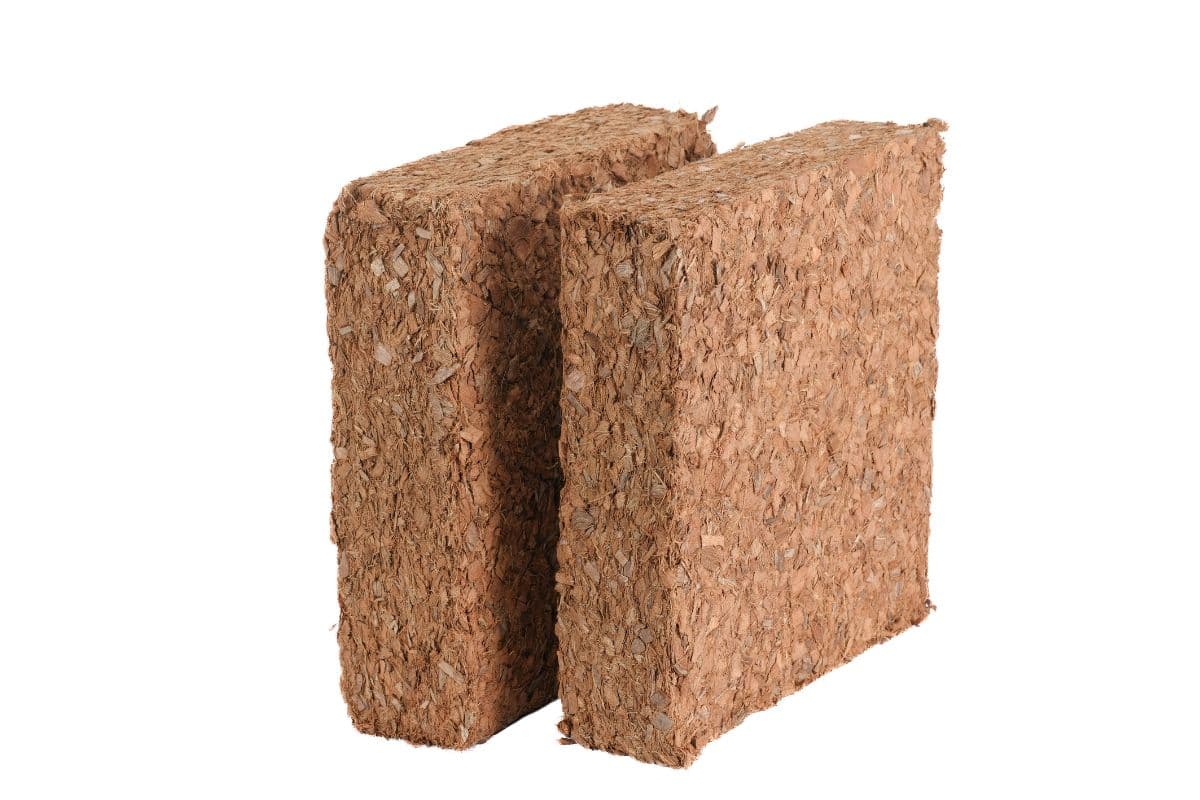 coconut-husk-chips-blocks.jpg